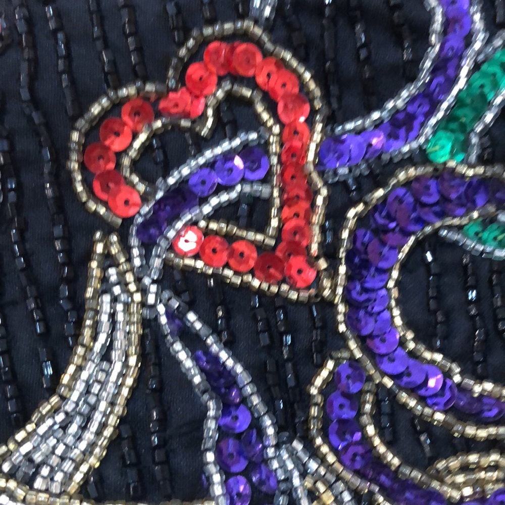 Small beaded and sequined purse. - Picture 2 of 7